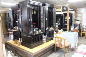 四方仏具店